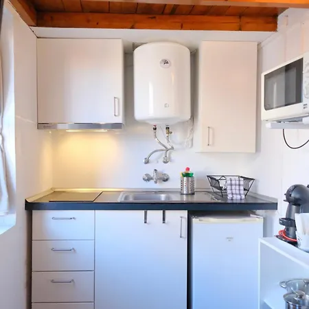 アパート Fixinginn In Santa Isabel リスボン