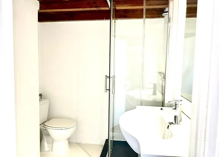 Lejlighed Fixinginn In Santa Isabel Lisboa