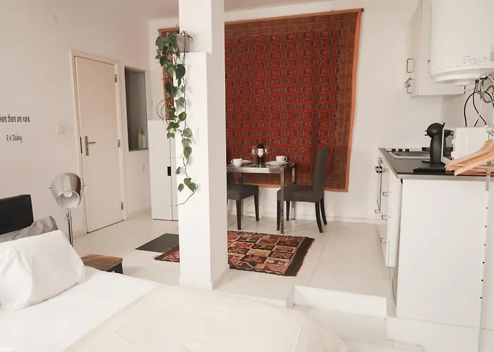 Fixinginn In Santa Isabel *