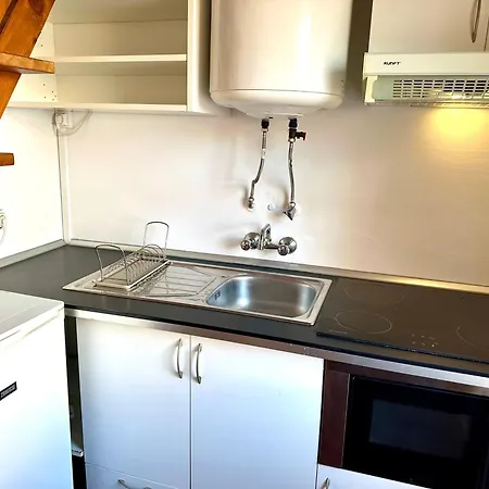 Fixinginn In Santa Isabel *