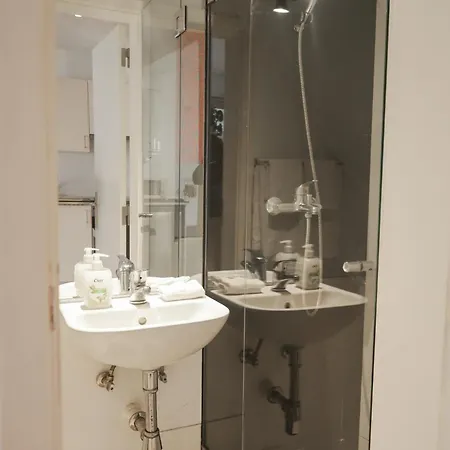 Fixinginn In Santa Isabel Lisboa